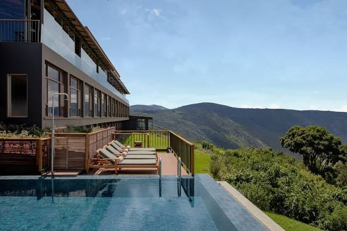 Bespoke Permanent Retreat Central Serengeti Final Night