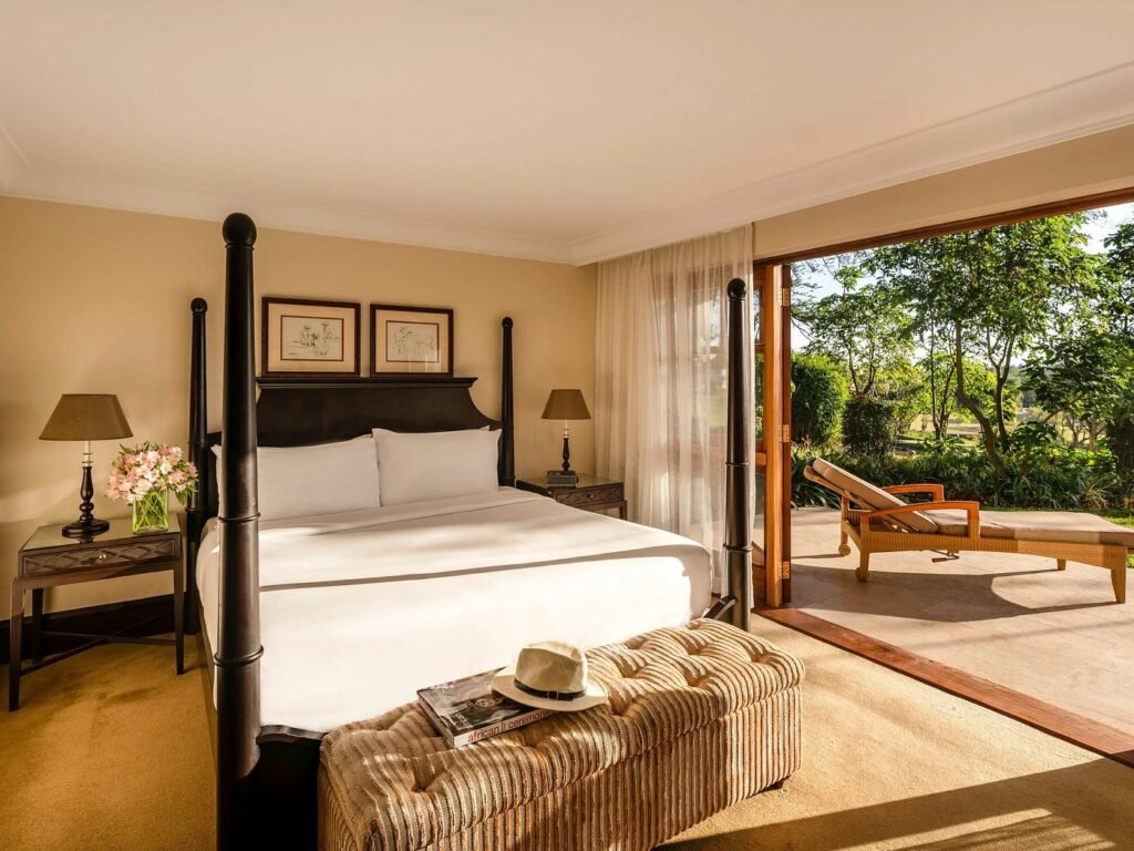 Ultra Luxury Infinite Pool Lodge Serengeti Day 2