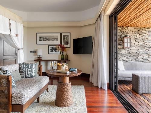 Ultra Luxury Estate Central Serengeti Day 2