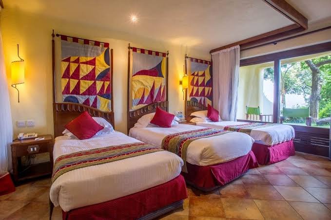 Ultra Luxury Rim Villa Ngorongoro Crater Rim Day 4